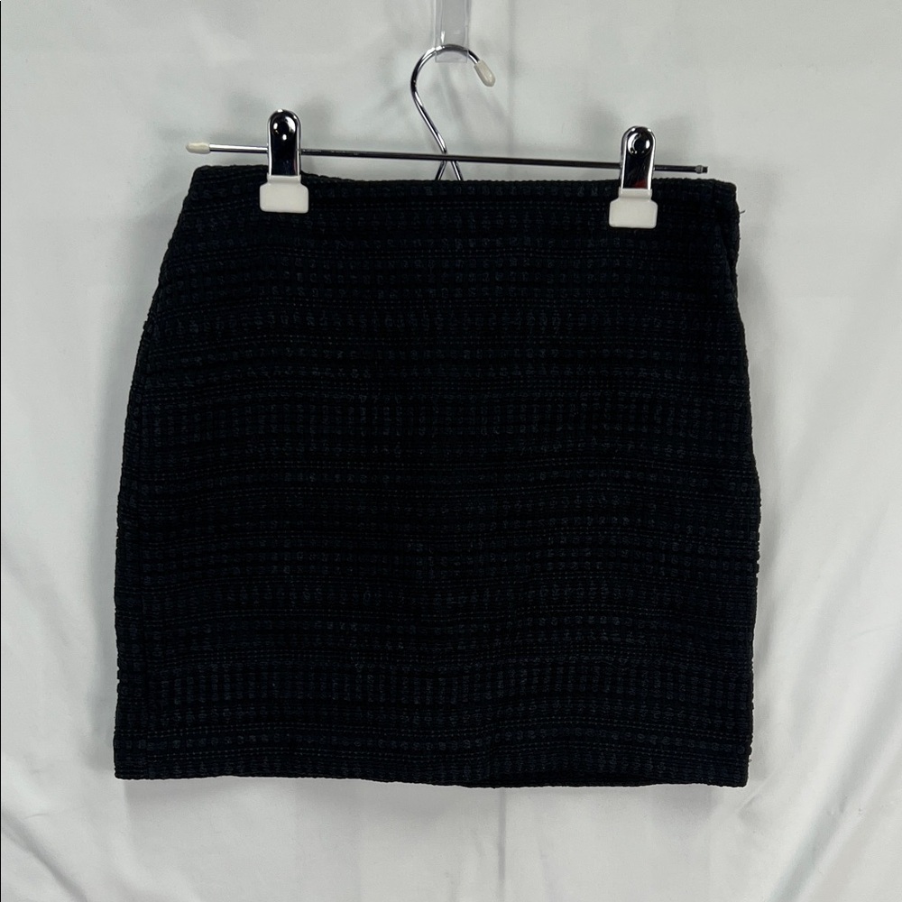 H & M - Women’s Tweed Skirt - Dark Navy Blue - Size 6 - Textured and Lined